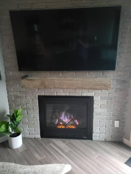 Lake Front Condo 1Bd - Fully Remodeled! ディロン エクステリア 写真
